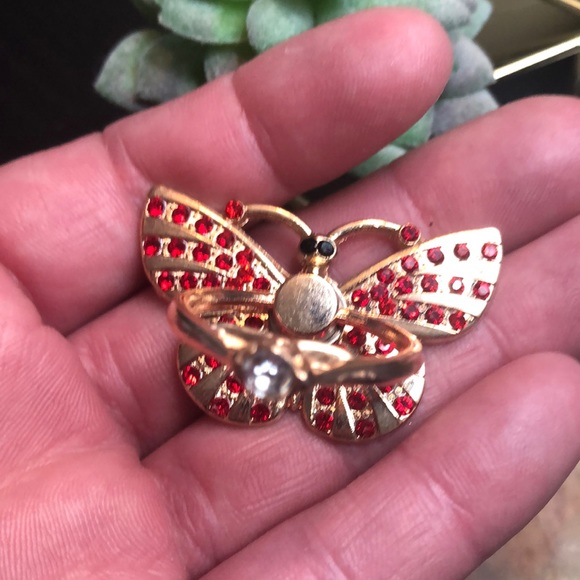 #63- ❤️NWOT Cell Phone Ring Stand Holder Grip in Red Sparkle Butterfly ❤️ - Picture 9 of 16